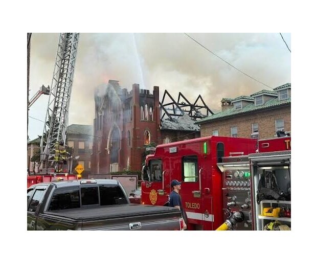 VIDEO: Collapse of St. Agnes Church’s tower in Ohio