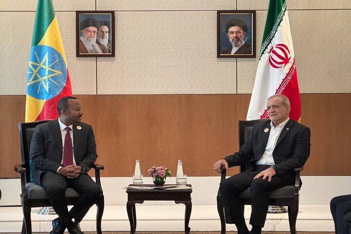 Pezeshkian meets with Ethiopian PM in India on BRICS Summit