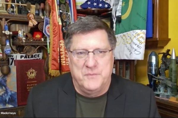Ritter warns of US economy collapse, NATO vulnerabilities