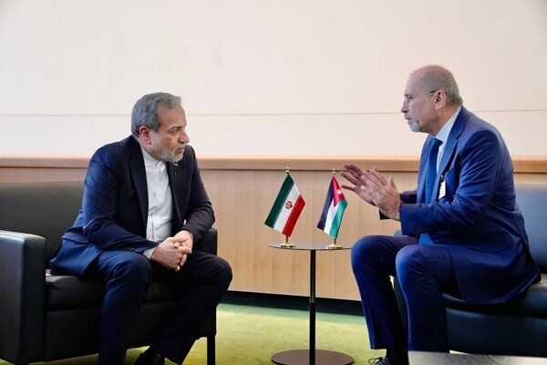 Iran FM Araghchi meets with counterparts in NY (+PHOTOS)
