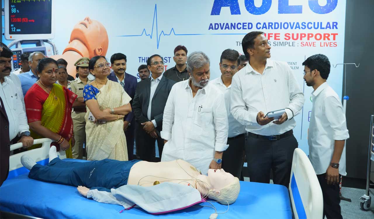 Damodara Rajanarasimha inaugurates MNR Learning Hall Complex, simulation lab in Sangareddy