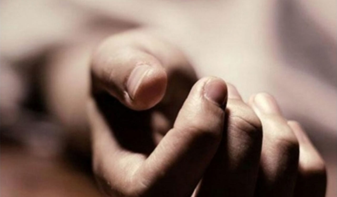 Unidentified motorcyclist dies after being hit by Vande Bharat Express near Aushapur