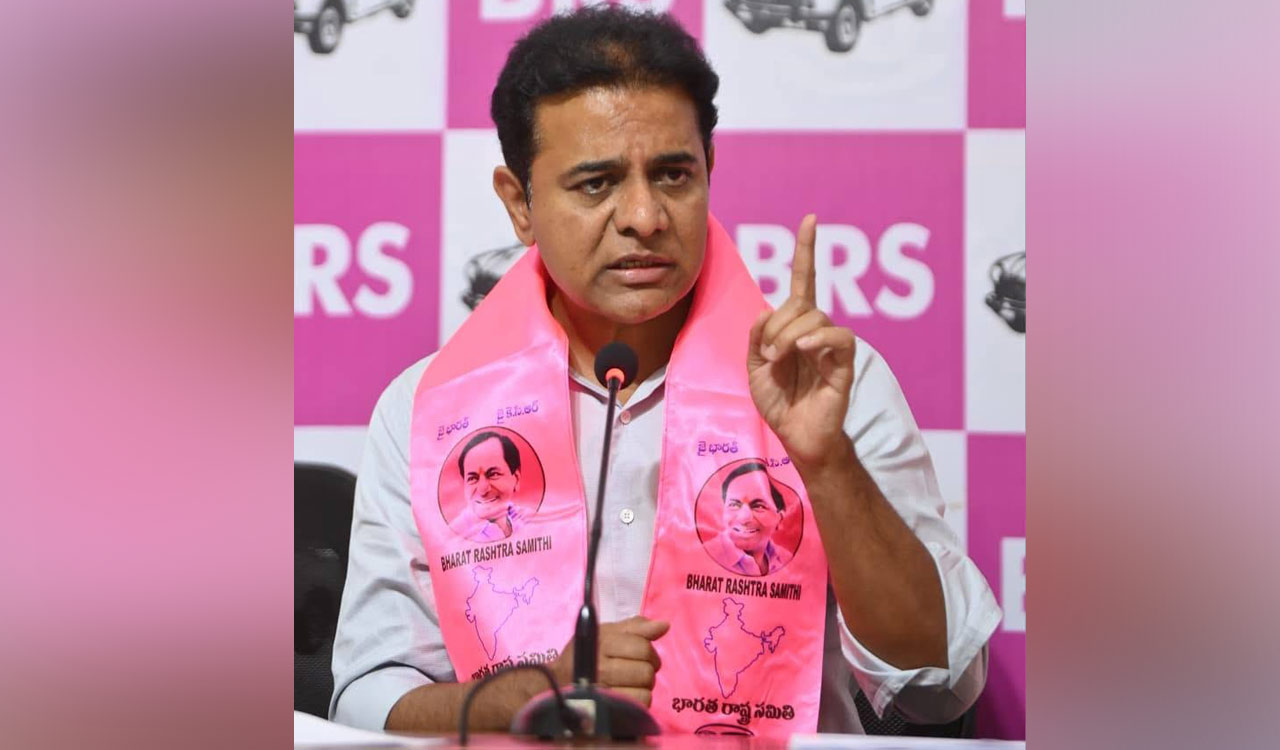 KTR condemns BRS leaders’ detention, demands Jurala water release for farmers