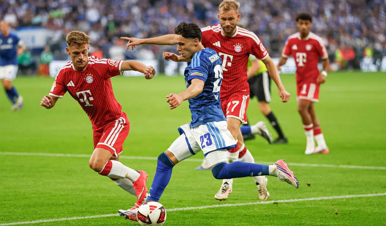 Loris Karius heroics help Schalke hold Bayern Munich to goalless draw