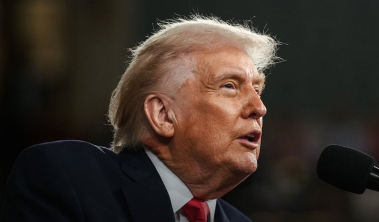 Trump defends Iran war, says Tehran is delaying a deal