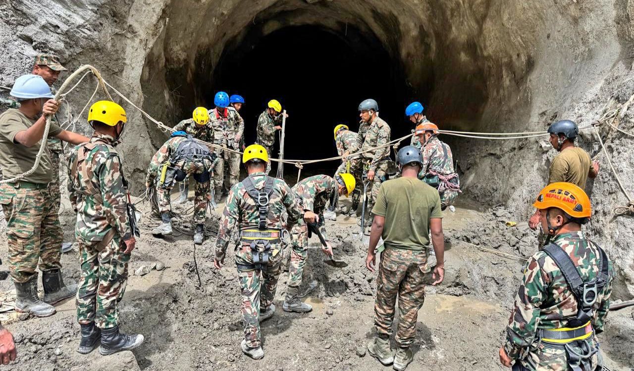Nepal flood toll reaches 1,453, thousands still missing