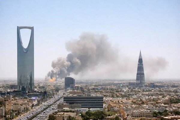 Powerful explosions heard in Riyadh
