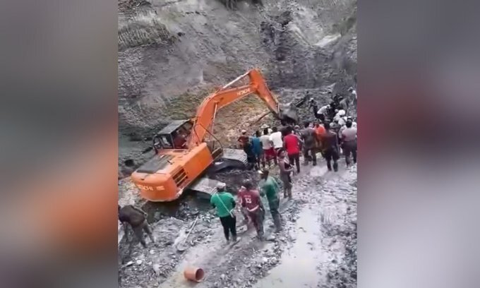 Death toll from gold mine landslide in Colombia rises to 14