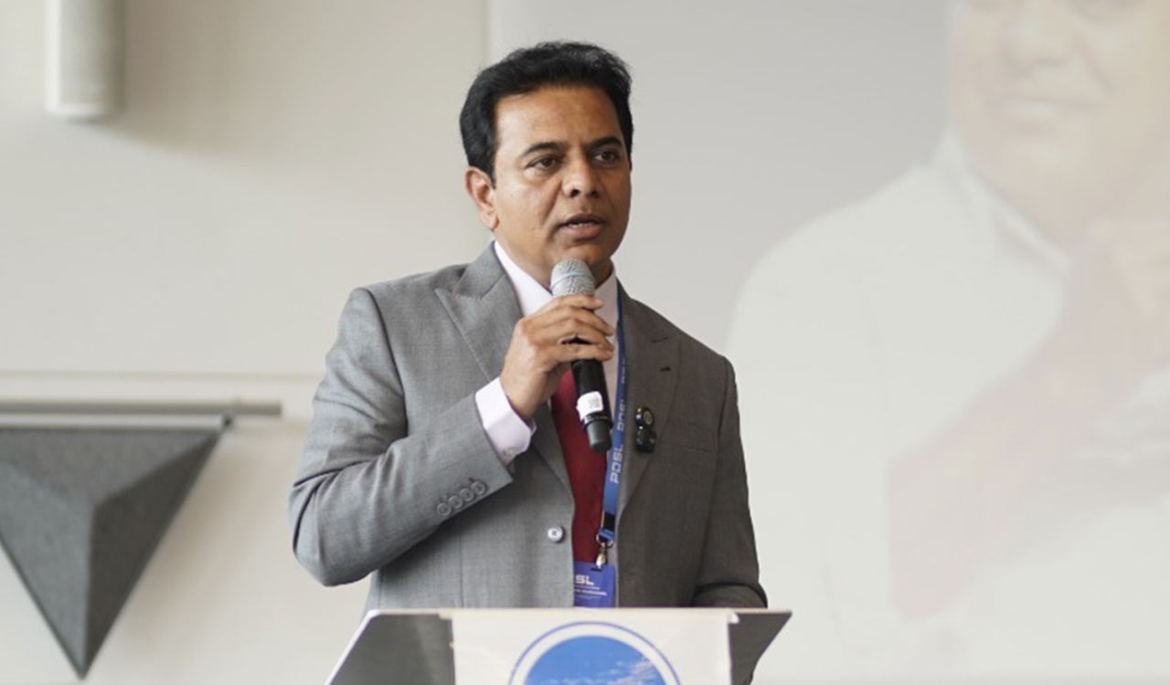 KTR congratulates Kaiteki Innovations founder on Vande Bharatam award