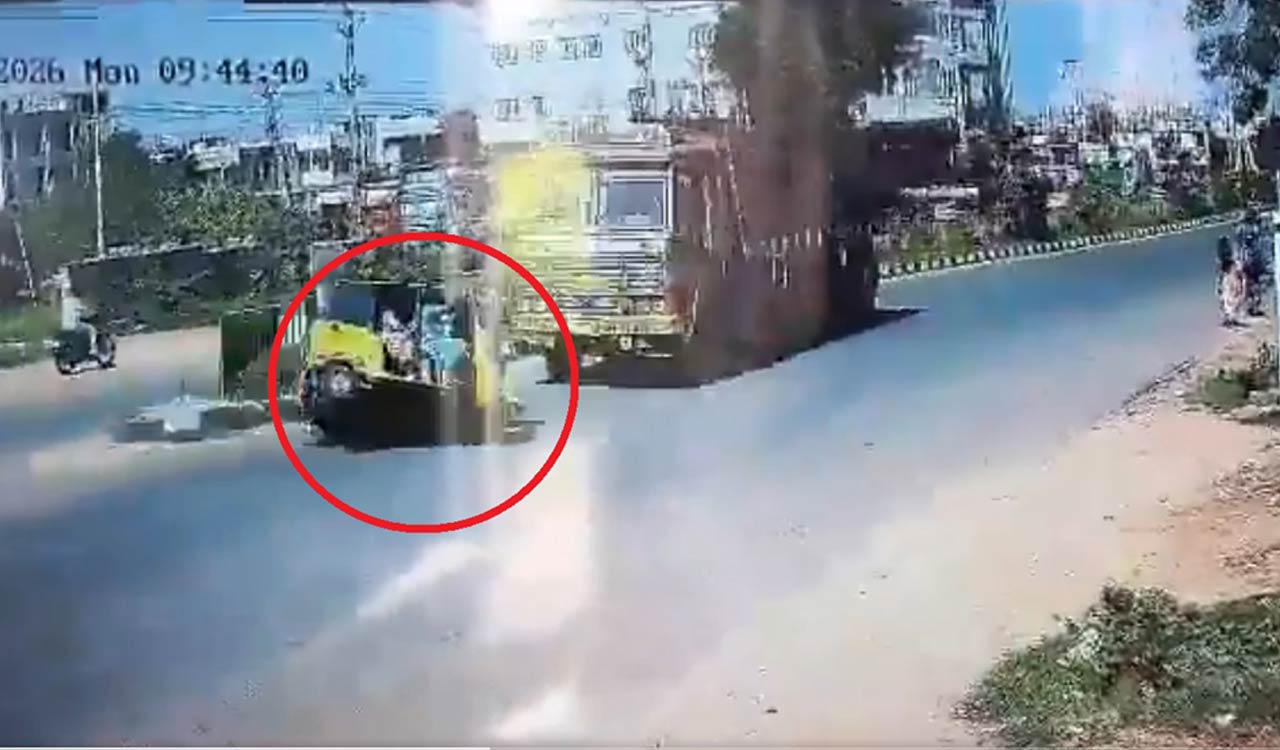 Naspur road accident: Death toll rises to six as another woman dies during treatment