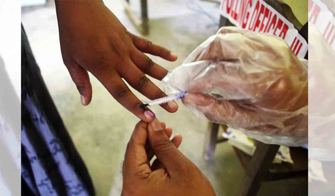 Graduate voter enrolment sluggish in Telangana, 3.55 lakh applications received