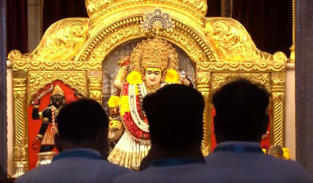Devotees throng temples on 2nd day of Navaratri dedicated to Goddess Brahmacharini