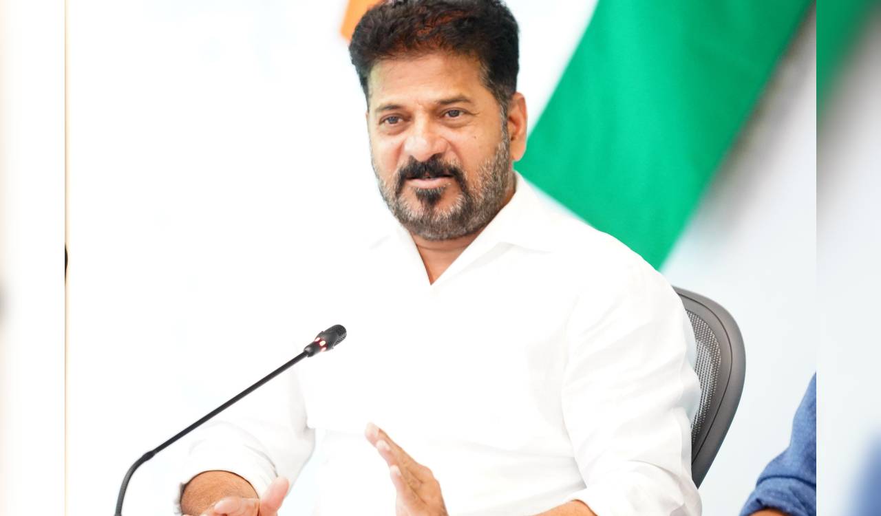 Revanth asks Congress leaders to enroll party sympathisers for MLC polls