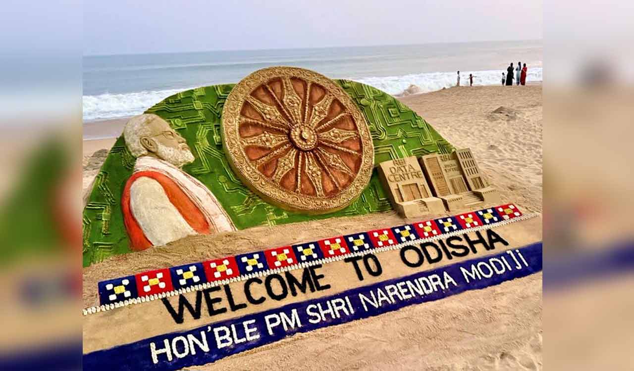 Sand artist Sudarsan Pattnaik creates 8-foot sculpture at Puri Beach to welcome PM Modi