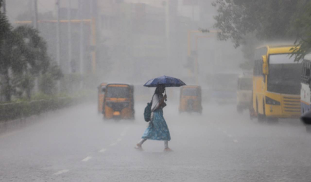 Heavy rain to continue in Tamil Nadu until October 26, says weather department